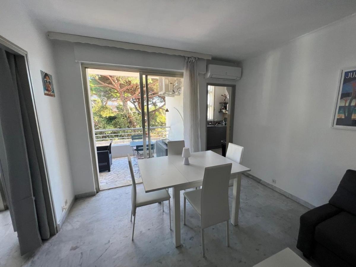 Seafront - Beautiful Flat With Aircon And Comfortable Loggia Vallauris Esterno foto