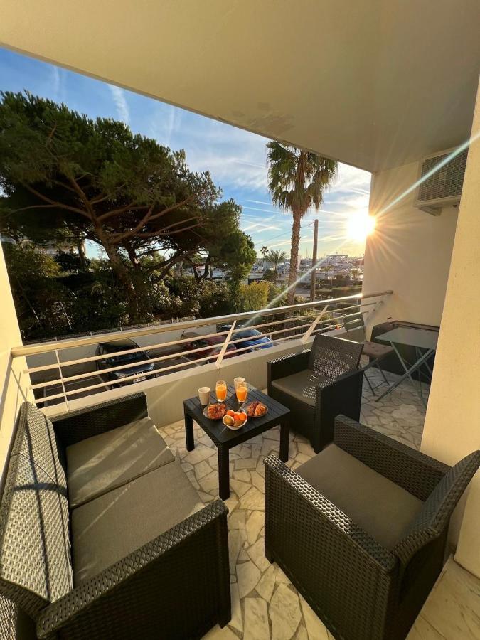 Seafront - Beautiful Flat With Aircon And Comfortable Loggia Vallauris Esterno foto
