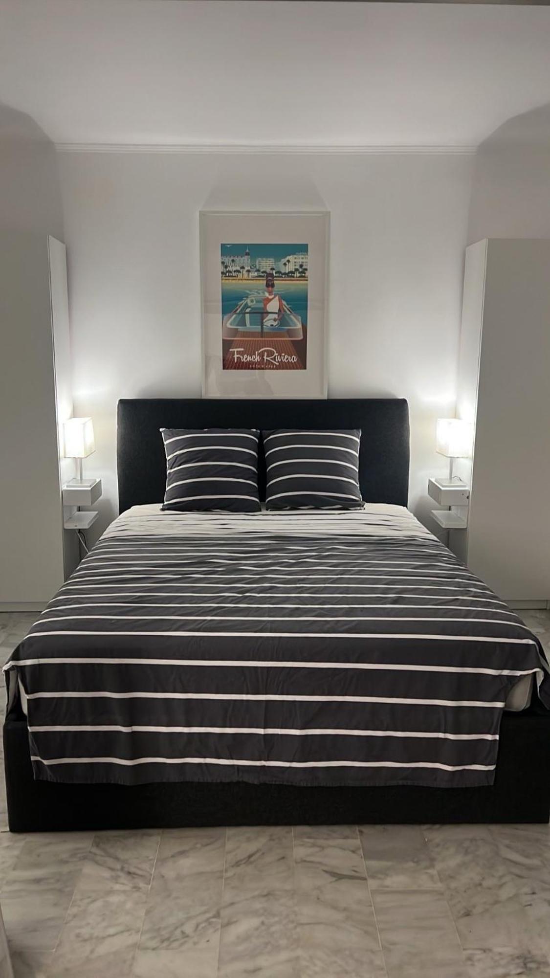 Seafront - Beautiful Flat With Aircon And Comfortable Loggia Vallauris Esterno foto